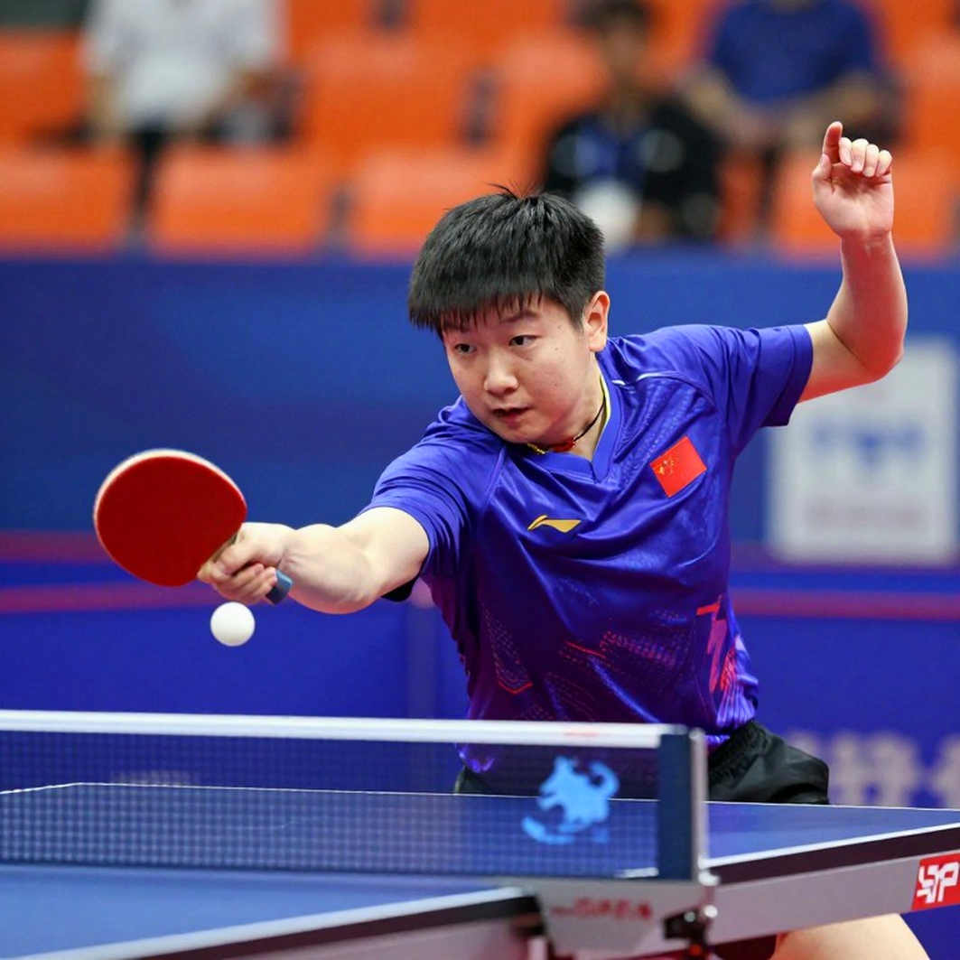 Adou Minh và Williams Minh Hoàng bổ sung gì cho tuyến ba trung vệ của đội tuyển Việt Nam