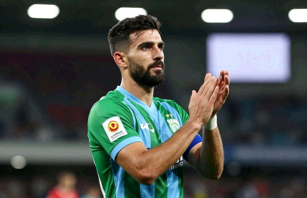 Bóng đá Việt Nam giữa kỳ chuyển nhượng: Hệ thống nào đang chống đỡ V.League?