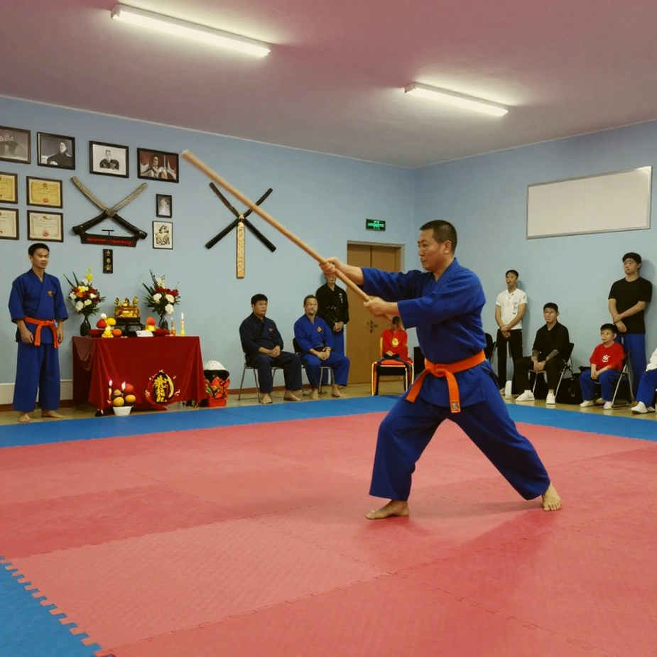Tấm HCV ASIAD đầu tiên của Việt Nam: karate kata, cú nhảy hạng và những dữ kiện còn chờ đối chứng