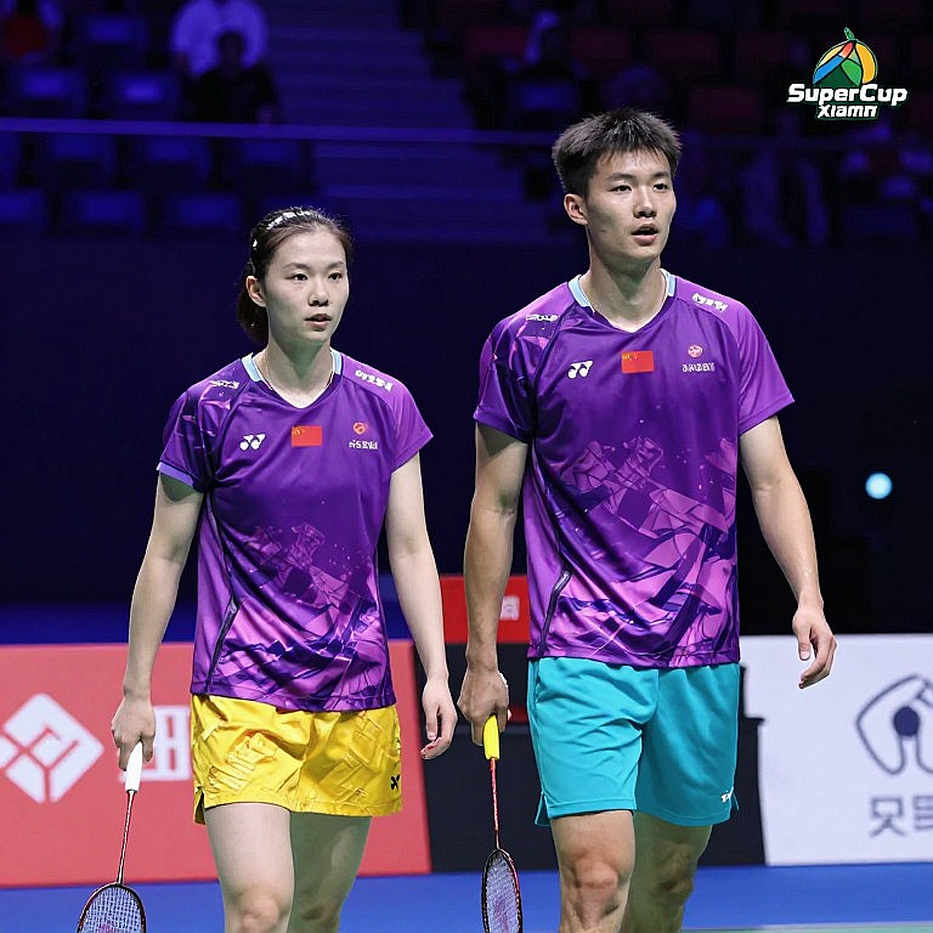Hai huy chương vàng ở Aichi-Nagoya: vì sao cầu lông Trung Quốc tự hạ mục tiêu trước Đại hội Thể thao châu Á 2026