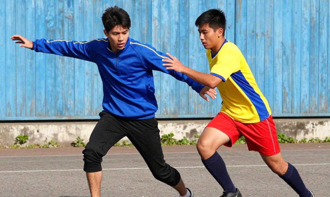 Bơi 50m ngửa: 24,97 giây, kỷ lục quốc gia hay cú sốc dữ liệu?