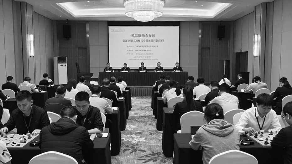 ChessBase Magazine #225: Sau tấm bìa 'Sicilian Brilliancy' là gì