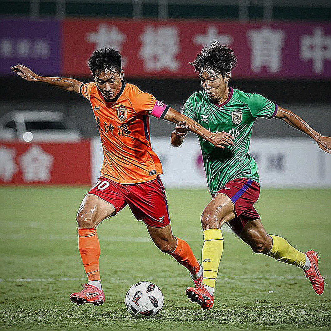 Vietnamese Football Is Analysing a Blank Sheet, and Calling It Tactics Vietnamese Football Is Analysing a Blank Sheet, and Calling It Tactics