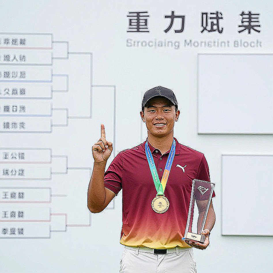 Tony Finau và cây putt Caliber Golf: can thiệp hướng bóng giữa mùa giải sa sút